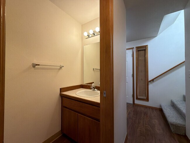 Building Photo - 5505 SW 149th Ave