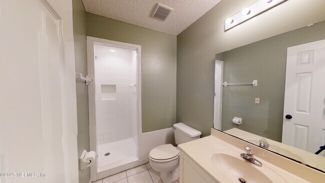 Building Photo - 11881 Honey Locust Dr