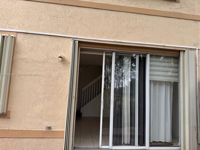 Building Photo - 650 NW 170th Terrace