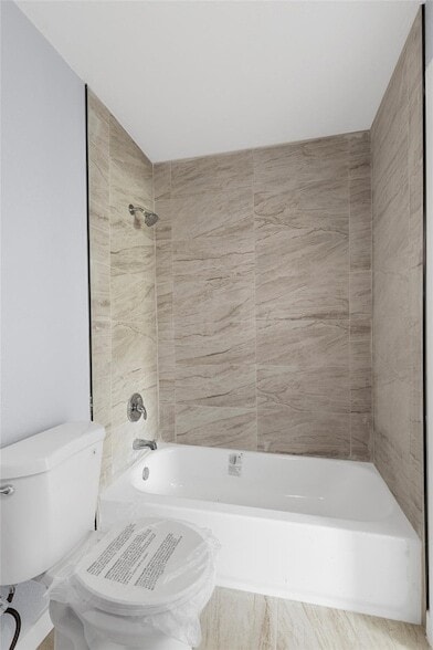 Building Photo - 683 NW 21 St