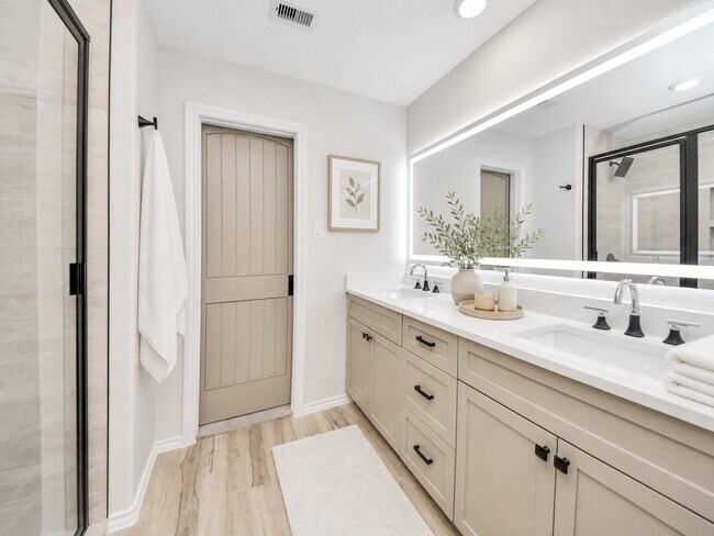 Building Photo - 26722 Lantana Cyn Dr