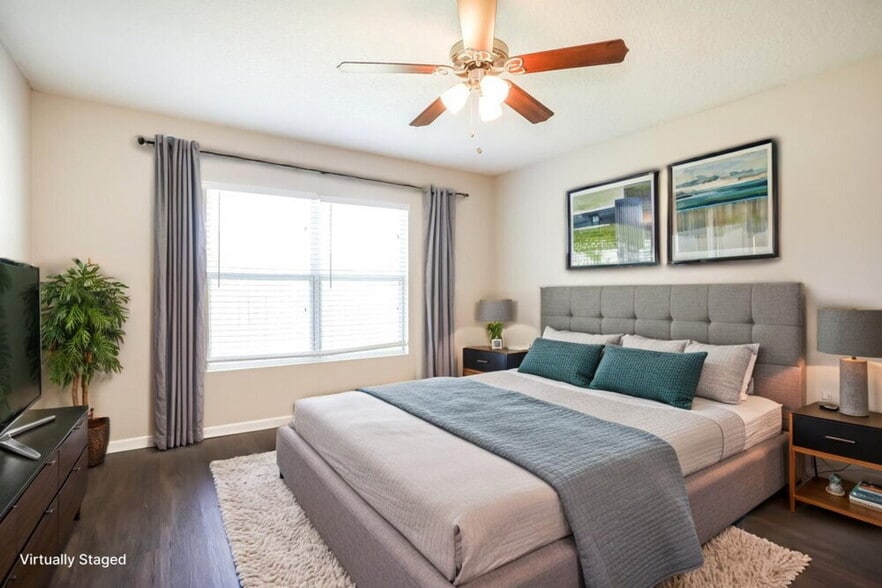 Building Photo - 3800 Falcon Crest Dr