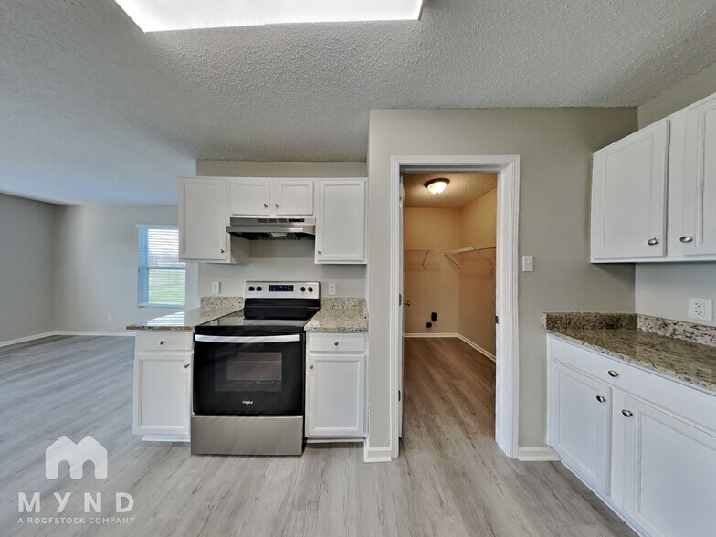 Building Photo - 8431 Adams Mills Pl