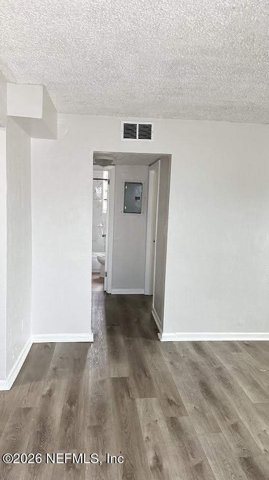 Building Photo - 1124 W 25th St