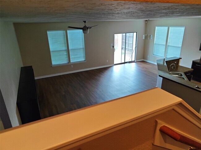 Building Photo - 7915 Moss Springs Ct