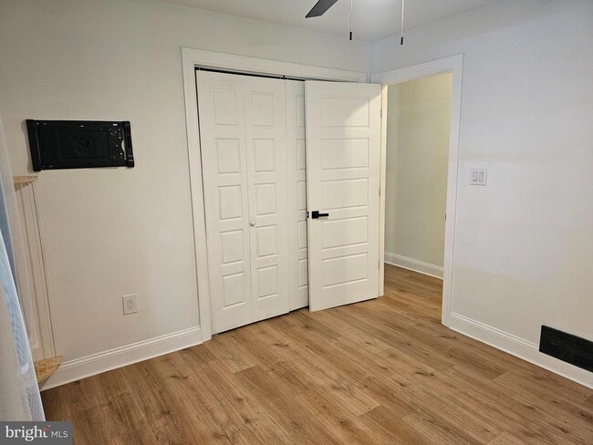 Building Photo - 133 Meadows Rd