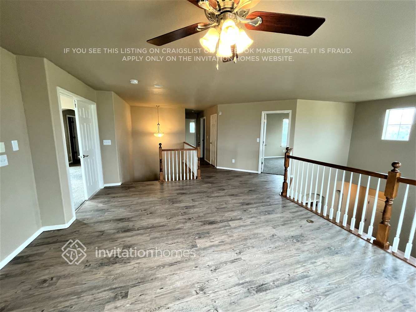 Building Photo - 12386 Roslyn Way