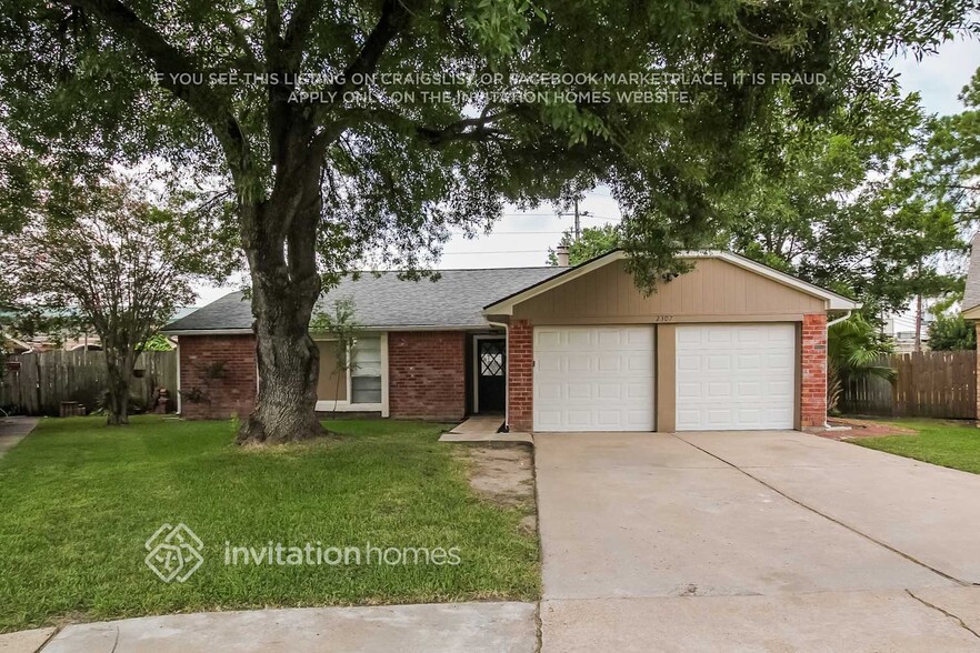Primary Photo - 2307 Pepperweed Dr