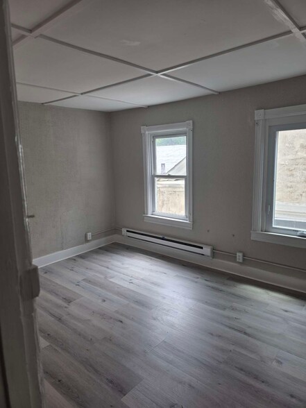 Building Photo - 463-465 Montclair Ave