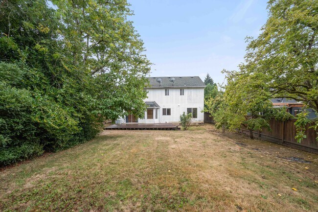 Building Photo - 12323 SW Millview Ct