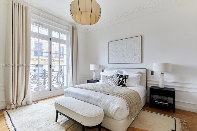 Building Photo - 11 Rue St