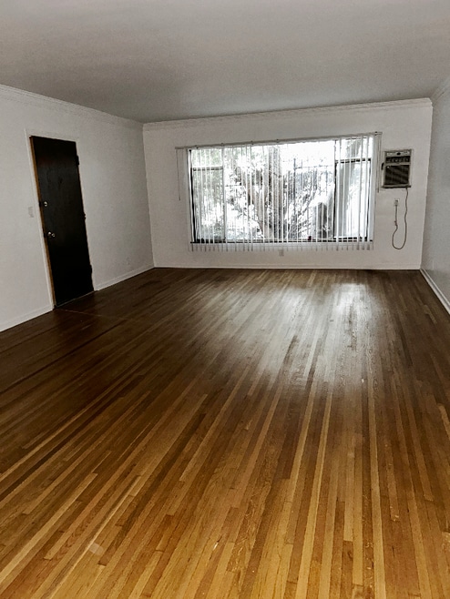 Building Photo - 1850 La Brea Ave