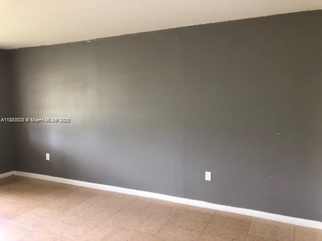 Building Photo - 6940 Miami Gardens Dr