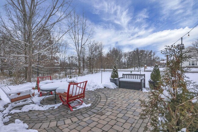 Building Photo - 5920 Triplett Square