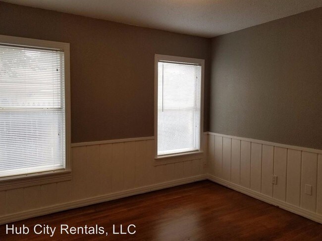 Building Photo - 3 br, 1 bath House - 3714 28th Street