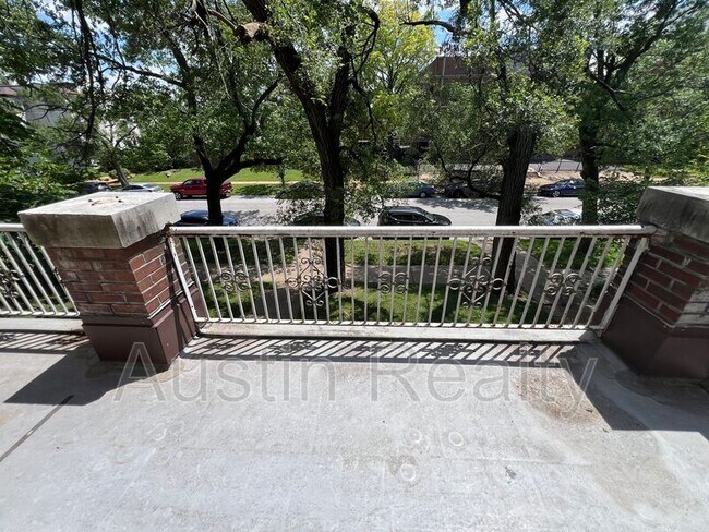 Building Photo - 6041 Waterman Blvd