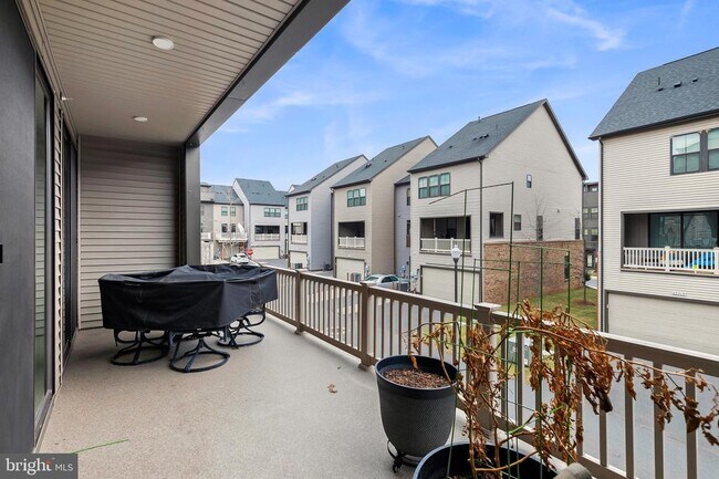 Building Photo - 22292 Foundation Dr