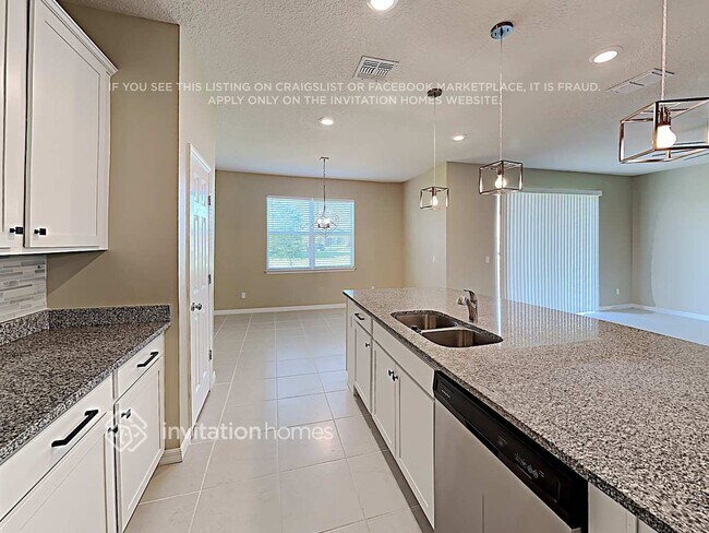 Building Photo - 2275 Bur Oak Blvd