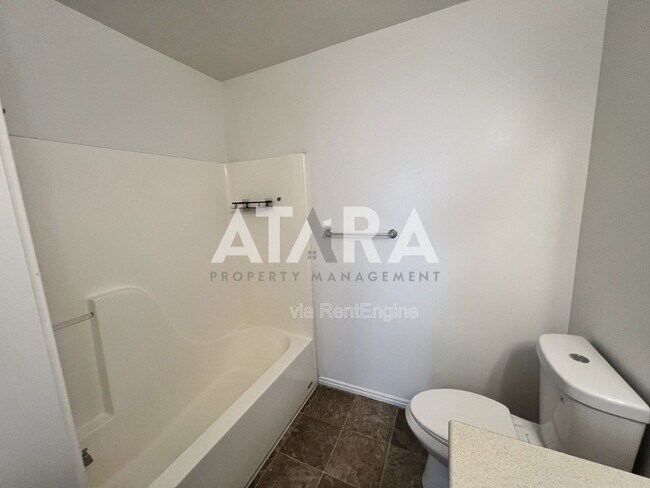 Building Photo - 4988 W 4850 S