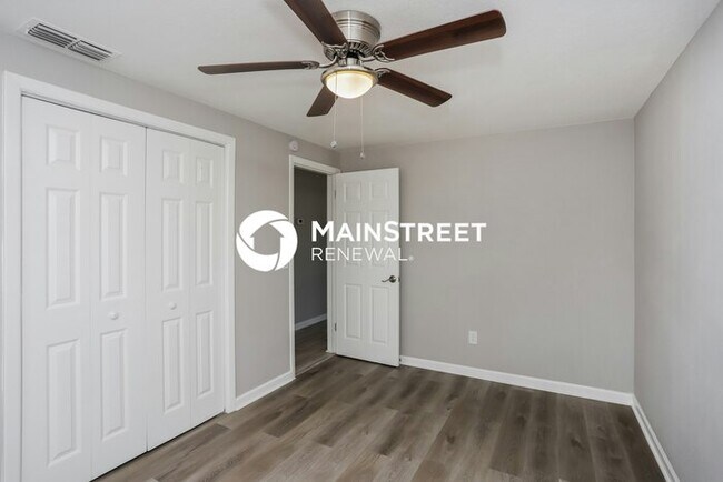 Building Photo - 3 Bedroom Pet-Friendly Home in Clearwater, FL with Main Street Renewal