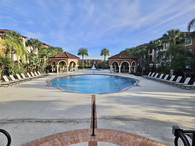 Building Photo - 5542 Metrowest Blvd