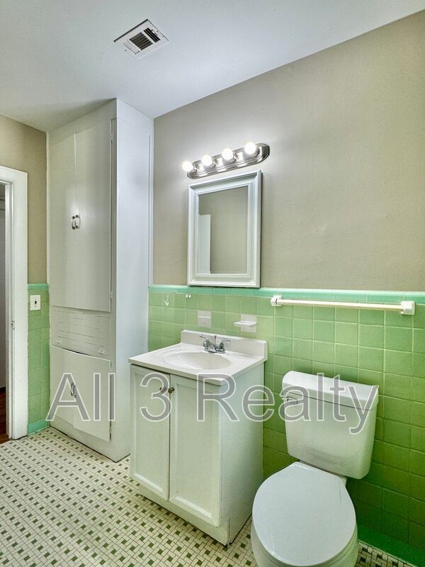 Building Photo - 108 Brantwood Dr