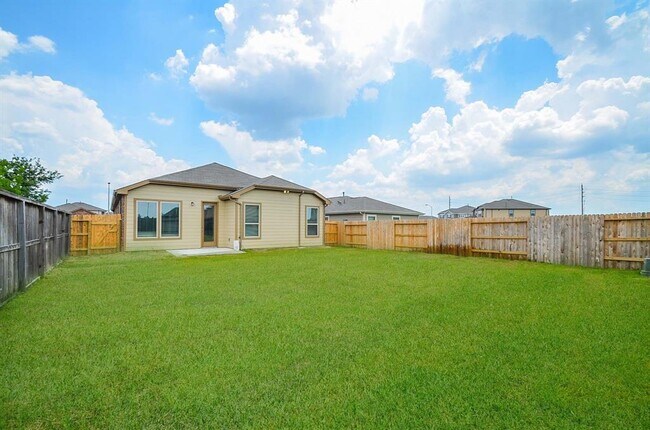 Building Photo - 20918 Cullen Ranch Rd