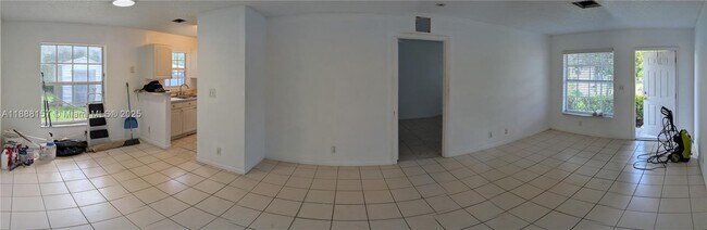 Building Photo - 720 NW 15th Terrace