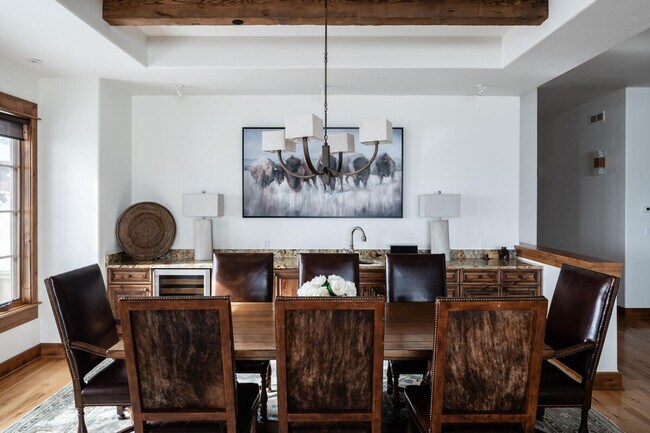 Building Photo - 12 Silver Star Drive