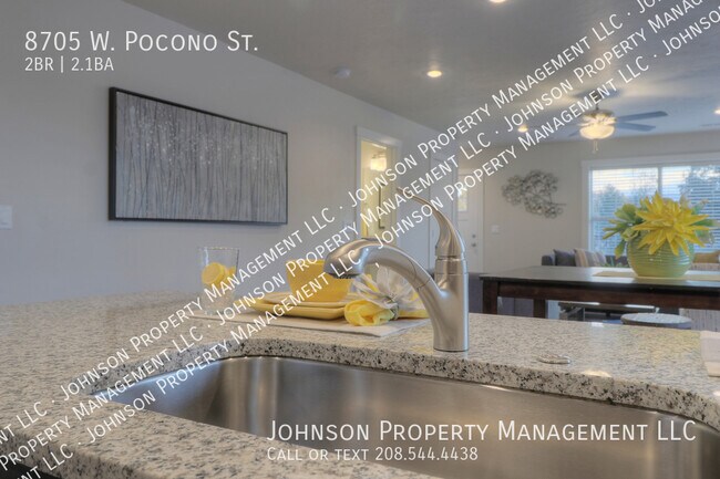 Building Photo - 8705 W Pocono St