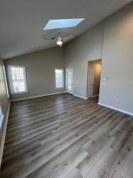 Building Photo - 134 Tyson Commons Ln