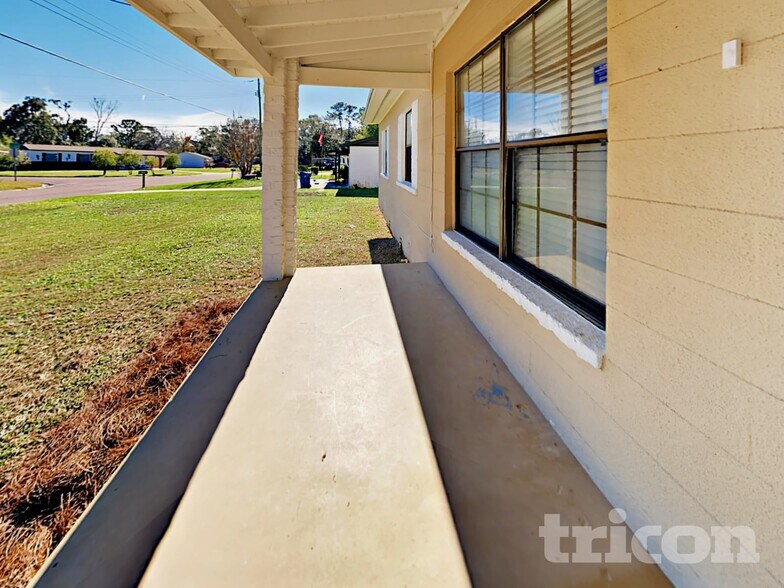 Building Photo - 10506 Dodd Rd