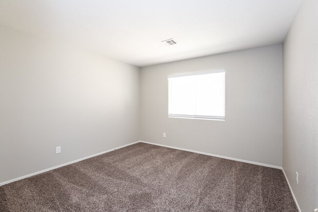 Building Photo - 6349 Rose Tree Ln