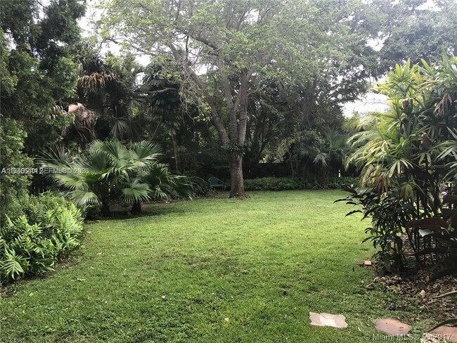 Building Photo - 6820 SW 125th Terrace