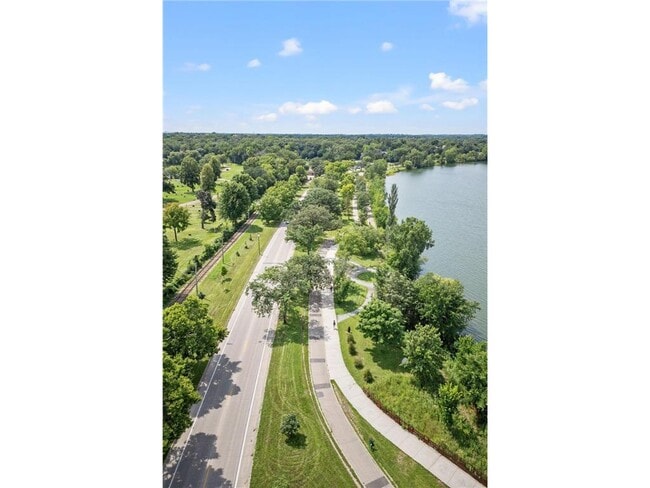 Building Photo - 3521 Girard Ave S