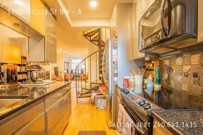 Building Photo - 1752 Euclid St NW
