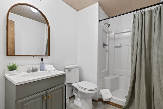 Building Photo - 22 Green Mountain Ct