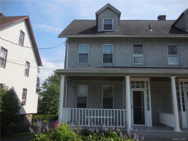 Building Photo - 458 Westchester Ave