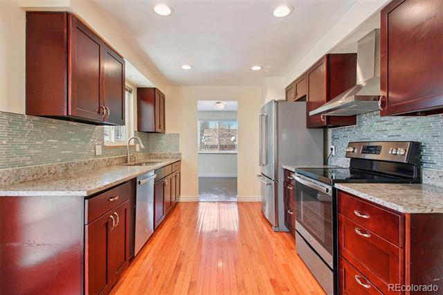 Building Photo - 12490 E Exposition Ave