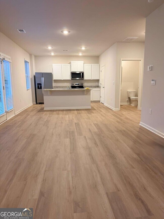 Building Photo - 112 Glenrise Dr