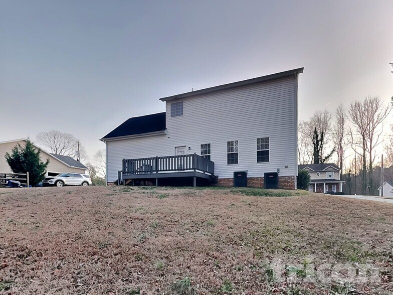 Building Photo - 461 Kimball Loop