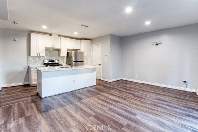Building Photo - 7794 Skyhill Dr