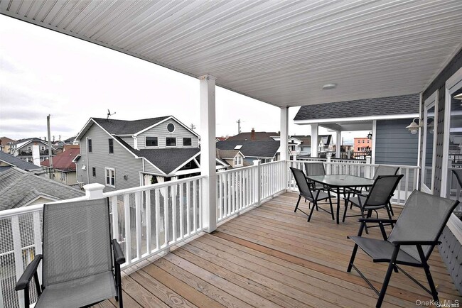 Building Photo - 31 Florida St