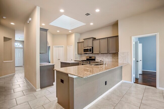 Building Photo - 5319 Claymore Meadow Ln