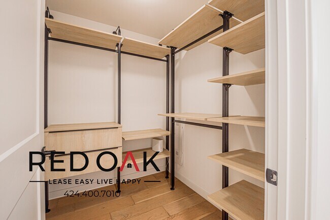 Building Photo - 1333 Orange Grove Ave