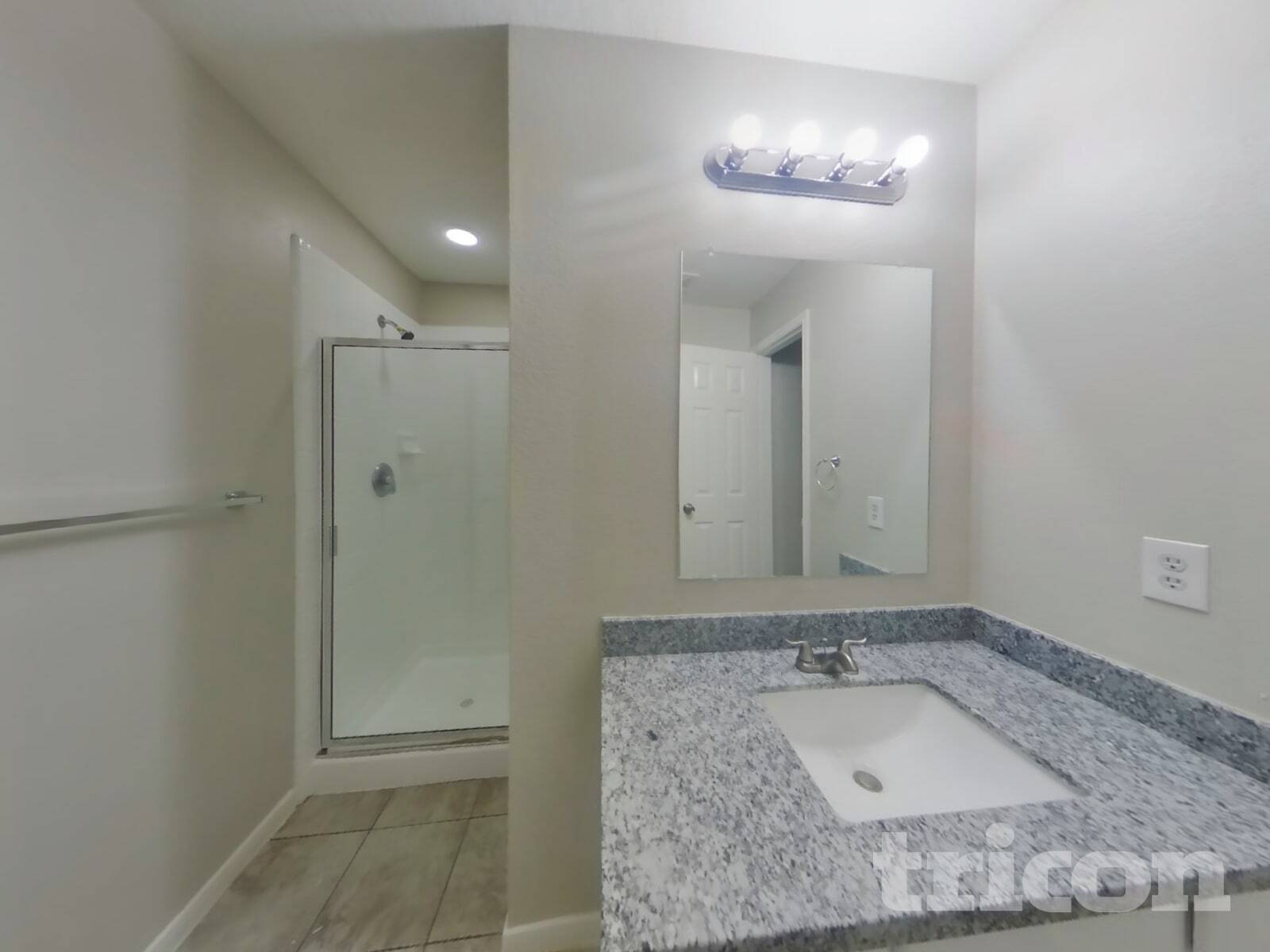 Building Photo - 1111 Chestnut Bough St