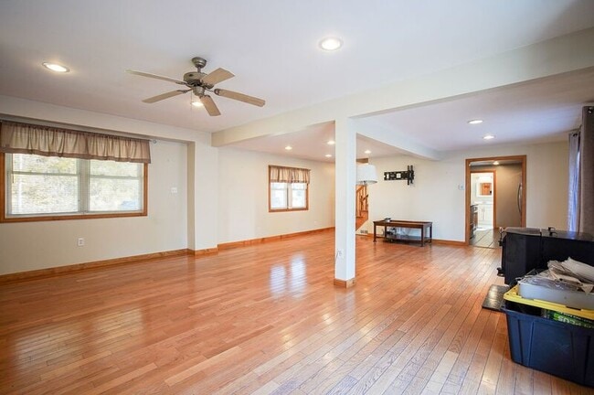 Building Photo - 74 Hagan Ave