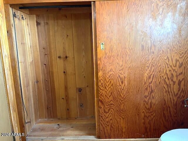 Building Photo - 3019 E Hartford Ave