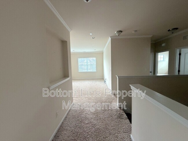 Building Photo - 10652 Sky Chase Ave NW