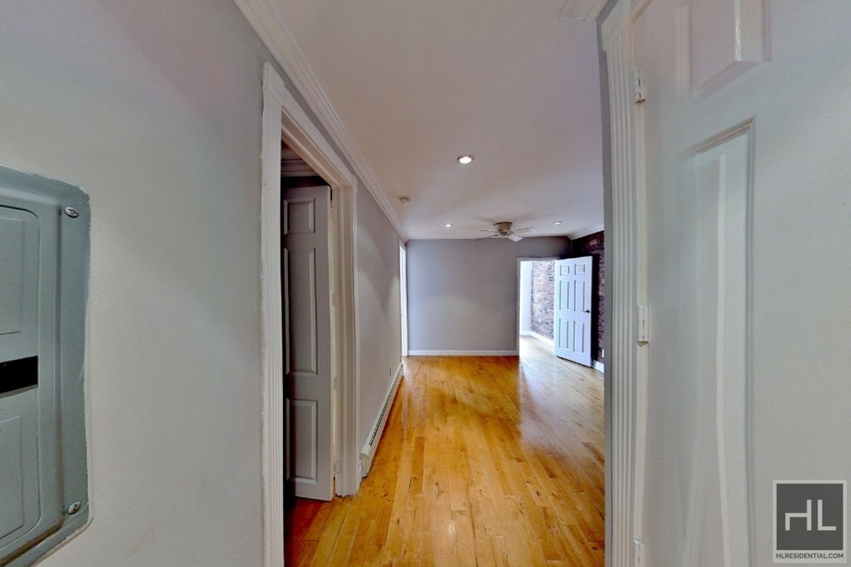 Building Photo - Avenue B